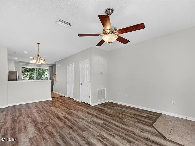 8098 Summer Palm Ct — Photo 17