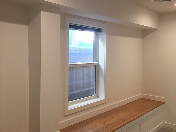 4th image of 530 Hugo St #B