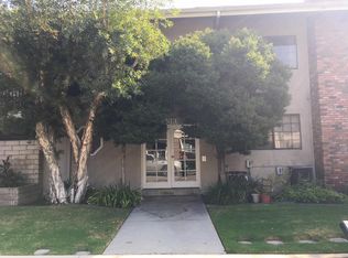 4510 Strohm Ave APT B, Toluca Lake, CA 91602
