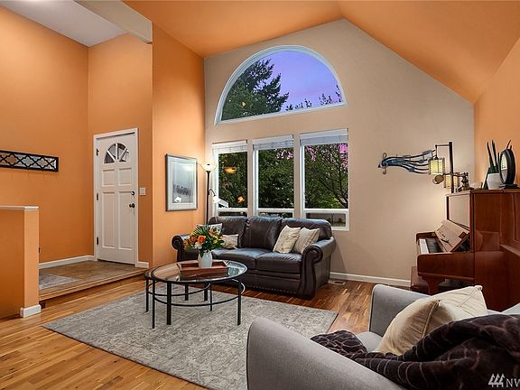 4th image of 9703 117th Pl NE