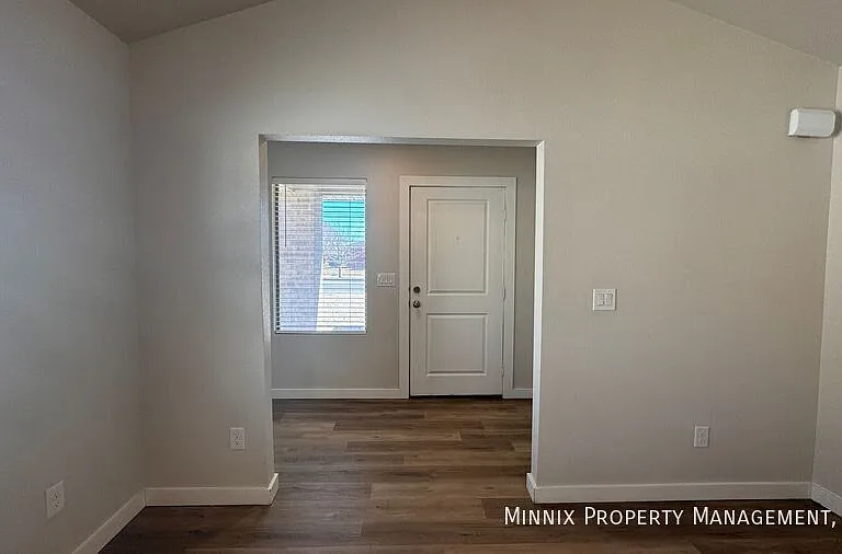 7704 Elm Ave — Photo 7
