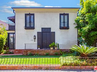 9936 Robbins Dr, Beverly Hills, CA 90212
