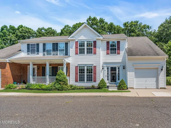 18 Foxmoor Lane, Bayville, NJ 08721
