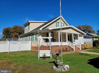 163 4th St, Colonial Beach, VA 22443