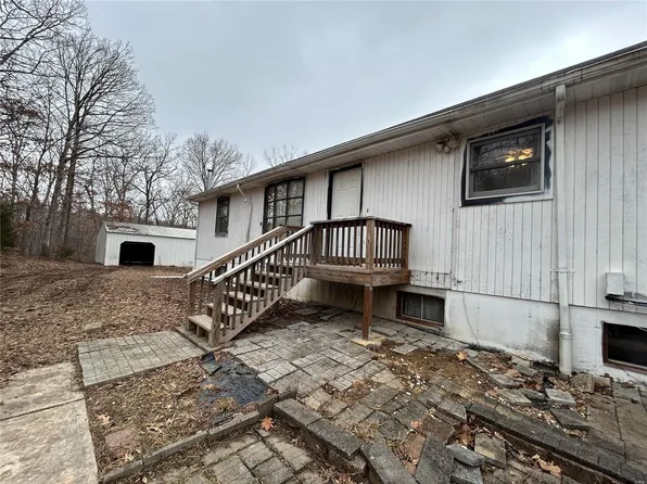 313 Bridlewood Rd, Festus, MO 63028