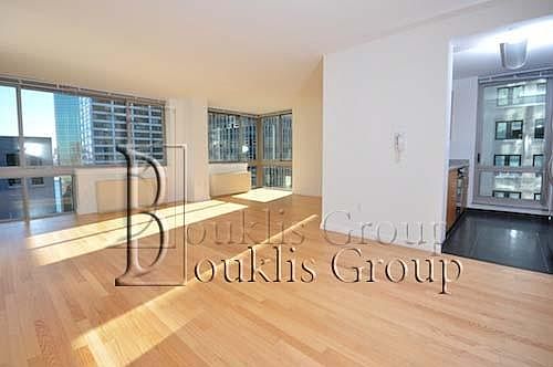 1st image of 2 Gold St APT 25f