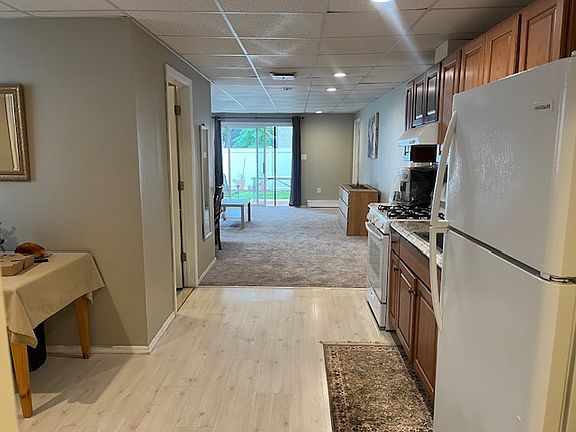 2nd image of 87A Franklin Ave Floor 1