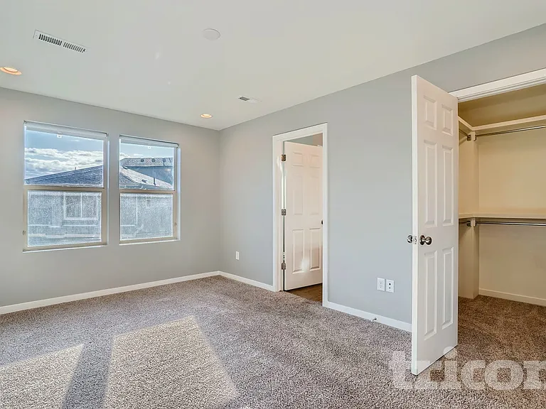 19148 E 54th Pl — Photo 15