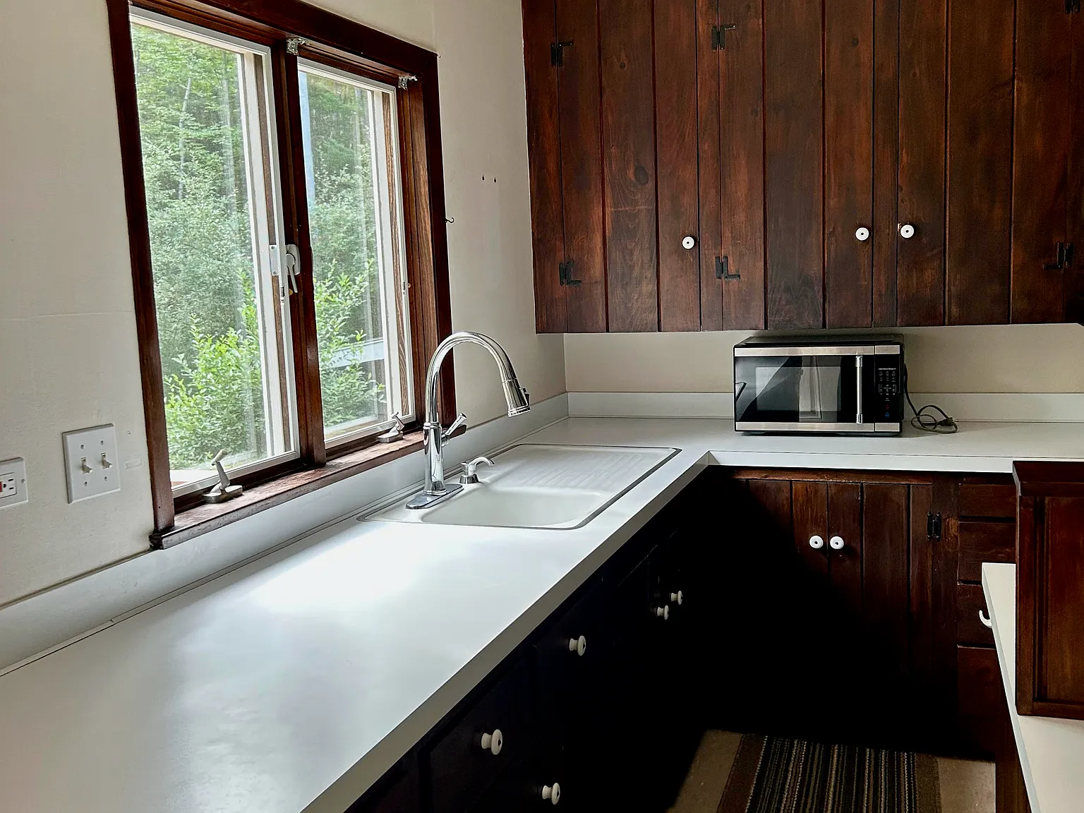 2 bed, 1.5 bath, 868 sqft, $1,450 — Photo 2