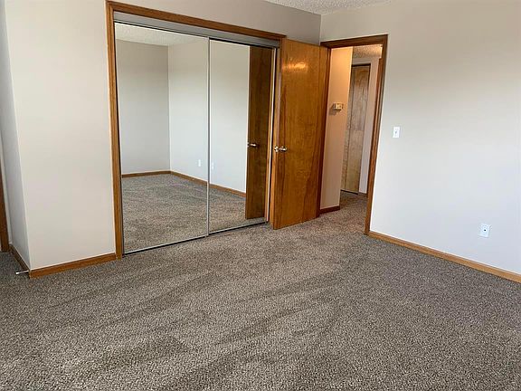 3rd image of 13122 Richland Ave APT 7