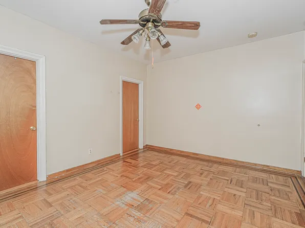 2418 East 23rd Street image 32 of 40