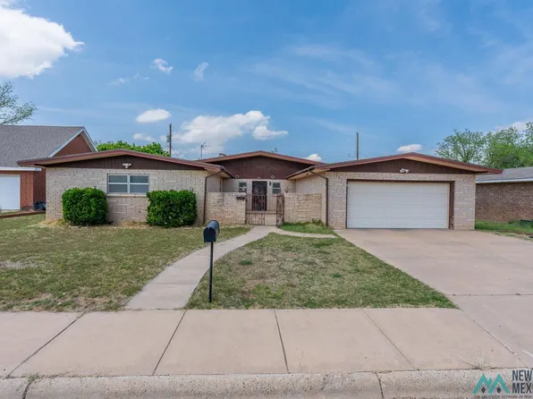 214 Texas Dr, Portales, NM 88130