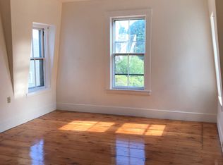 12 Central St, Westborough, MA 01581