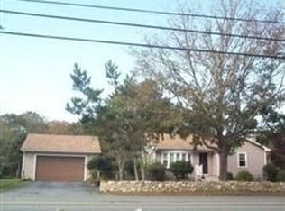 384 Smith Neck Rd, Dartmouth, MA 02748