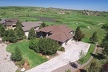 Elevated side / street view