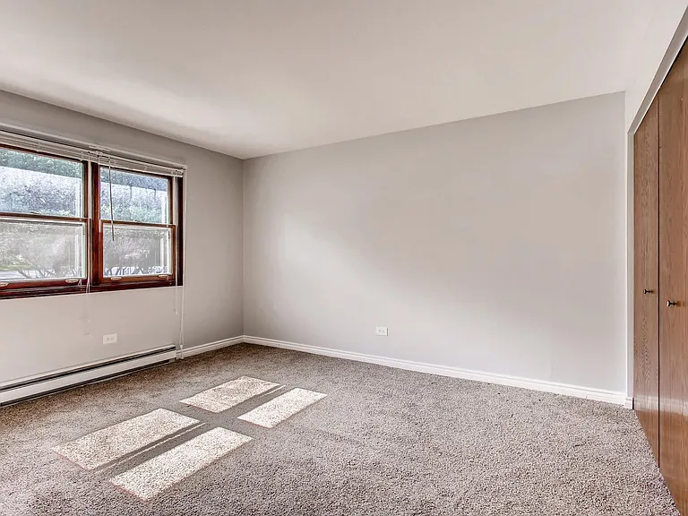 313 & 329 N Maple St — Photo 12