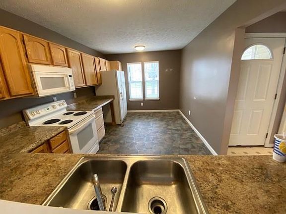 3rd image of 6521 Abby Ln