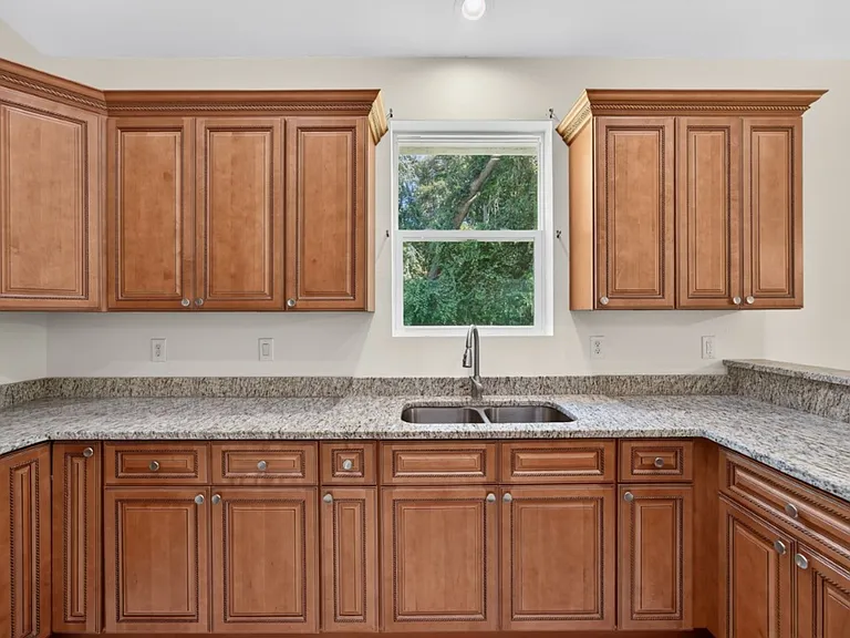 1012 Fruit Cove Rd — Photo 9