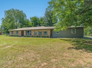 14906 Hummingbird Hl, Collinsville, OK 74021