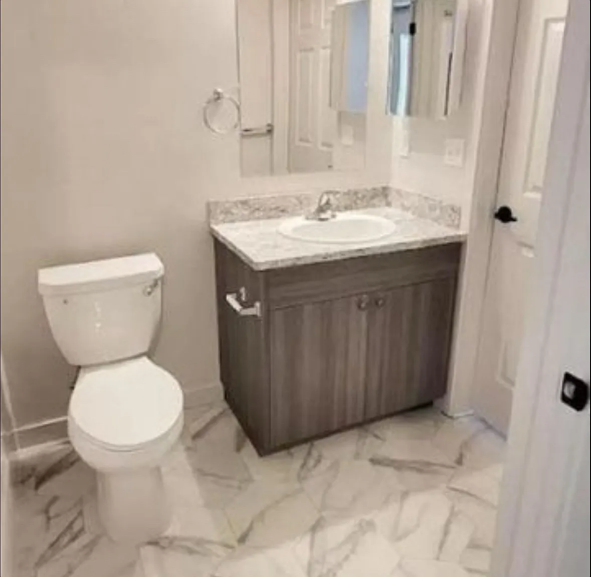 4813 Continental Ln — Photo 3