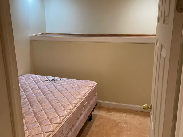 1887 Joshuas Path #B, Central Islip, NY 11722