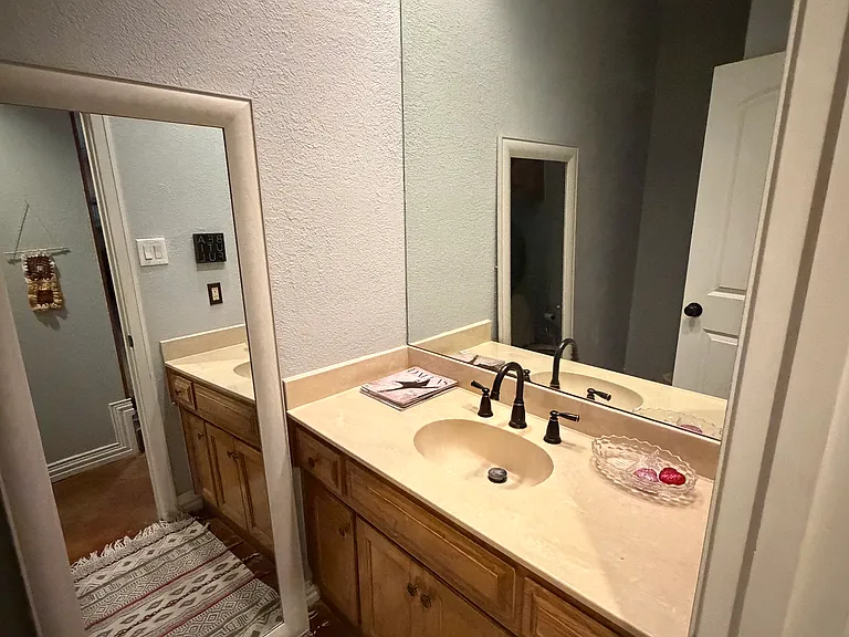 2307 Bluffview Ct — Photo 19