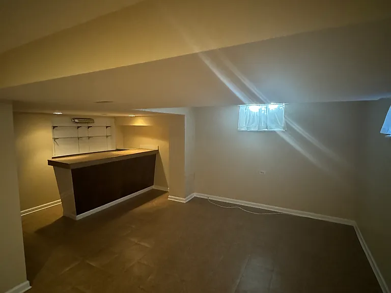 8920 Mason Ave — Photo 12