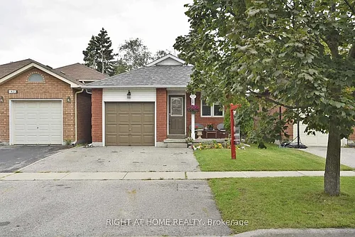1434 Largo Cres Photo 1