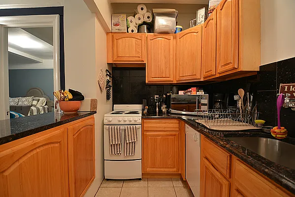 Rented by Keller Williams NYC | media 9