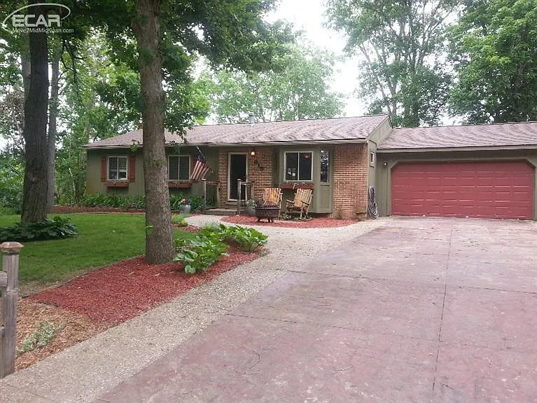 315 Fonro Dr photo 1