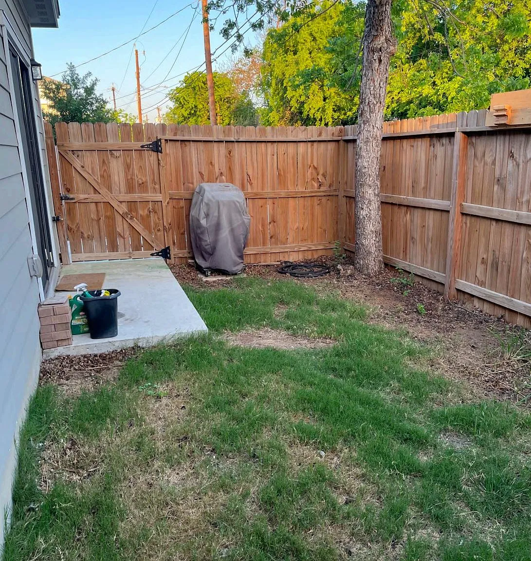 2 bed, 912 sqft, $1,440 — Photo 1