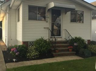 19319 Mohawk Ave, Cleveland, OH 44119