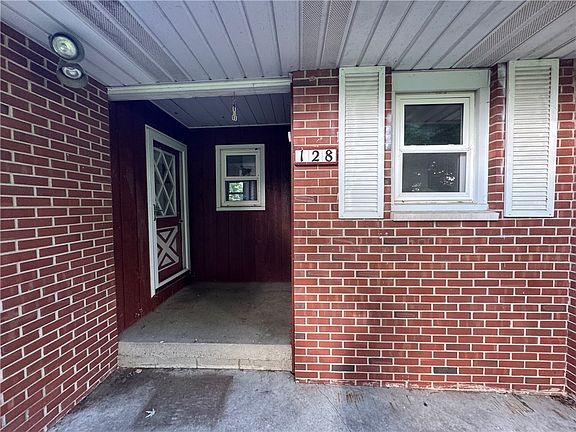 2nd image of 128 Woodlawn Dr