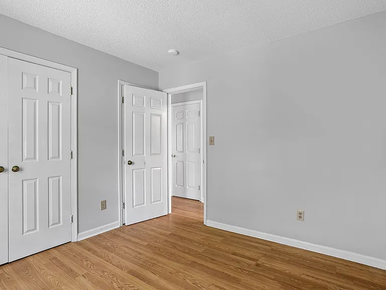 1321 Park Glen Dr #304 — Photo 11
