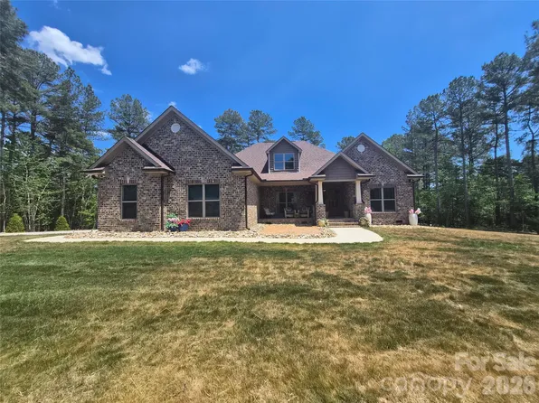111 Lake Front Dr, Connelly Springs, NC 28612