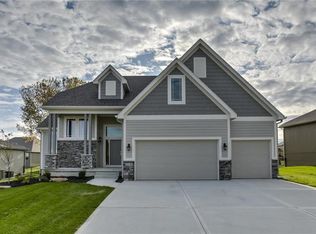 8607 Shady Bend Rd, Lenexa, KS 66227