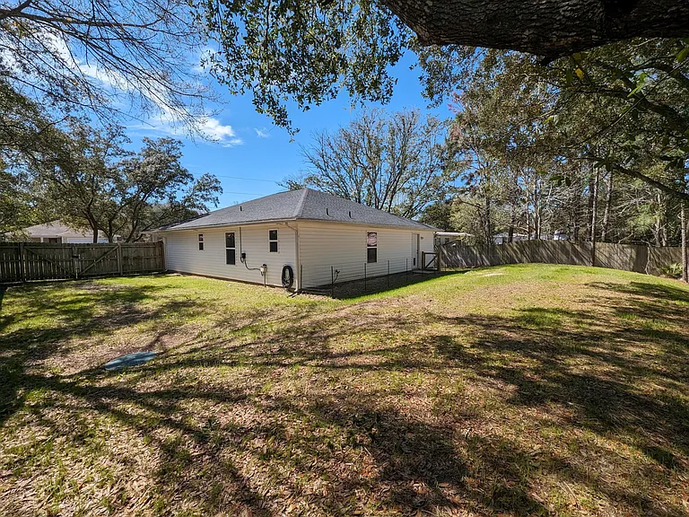6762 Valerie Ln — Photo 29
