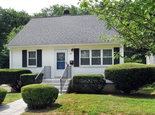 29 Emerald St, Quincy, MA 02169