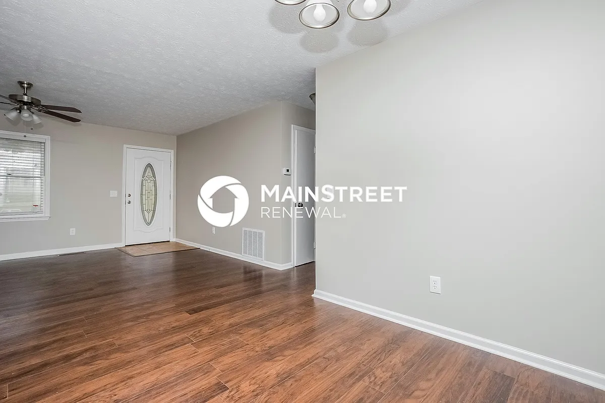 Foyer - 25 Berryman Ln