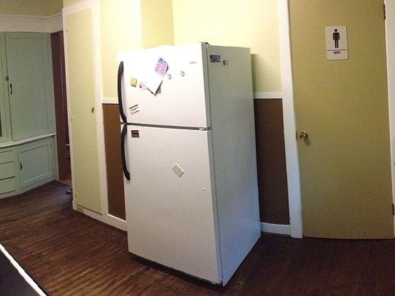5th image of 304 Garnet St