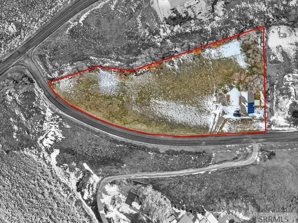 2458 Adrianne Way, American Falls, ID 83211