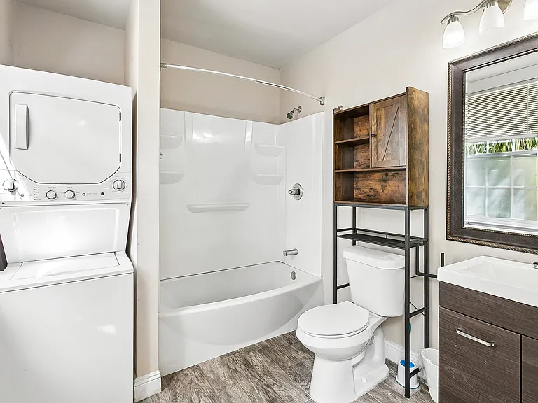 1504 N Broad St #1 — Photo 2