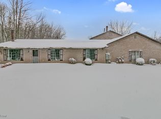 8352 Quail Point Ln, Mentor, OH