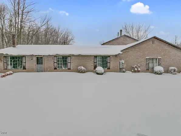 8352 Quail Point Ln, Mentor, OH 44060