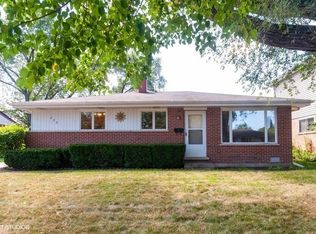 420 Virginia Pl, Wheeling, IL 60090