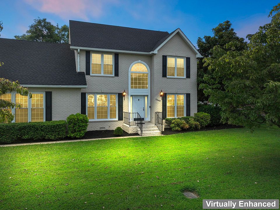1st image of 1542 W Northfield Blvd