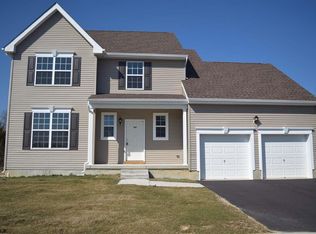 107 Sandlewood Rd, Egg Harbor Township, NJ 08234