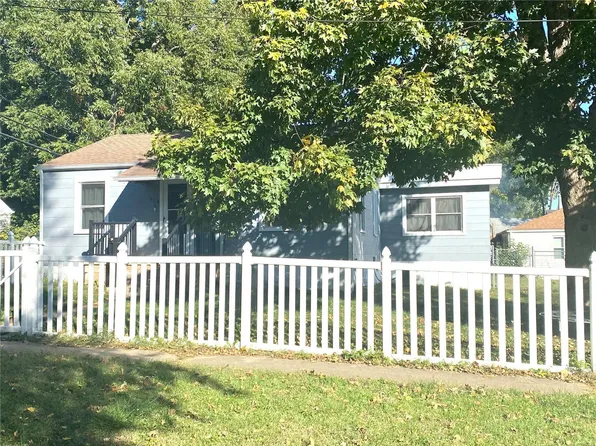 314 South St, Lebanon, IL 62254