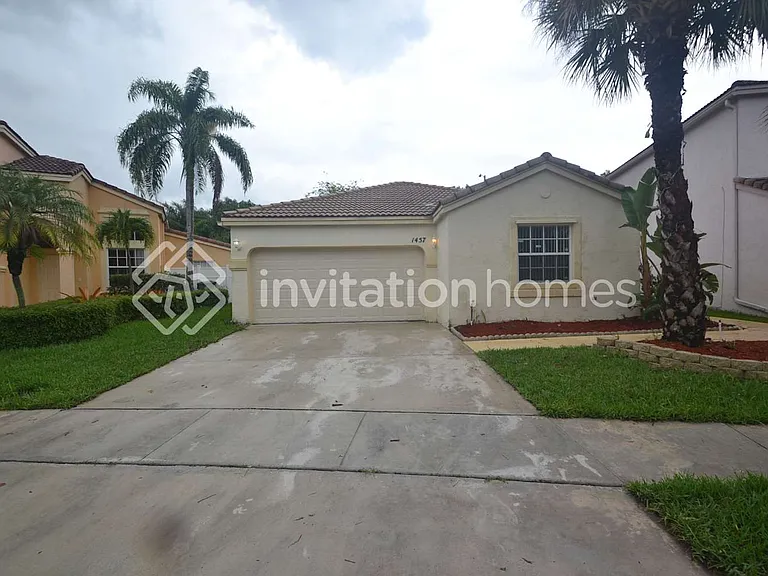 1457 NW 156th Ave — Photo 1