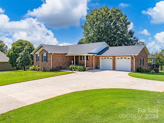 2nd image of 4629 Plantation Dr